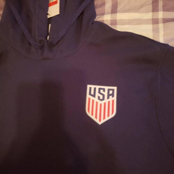 ⚽️ USA Soccer Hoodie 🇺🇸 - Picture 2 of 7